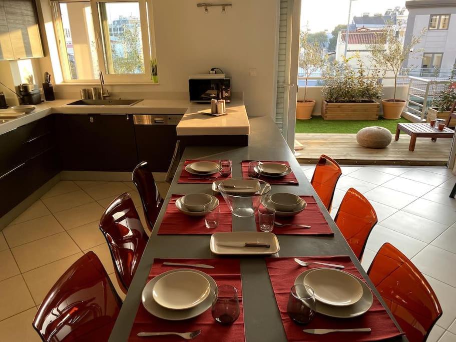Spacious And Sunkissed 3Br & 2 Bathrooms Apartment Athen Eksteriør bilde